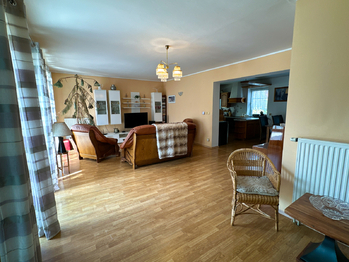 Prodej domu 400 m², Líně