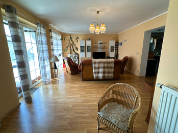 Prodej domu 400 m², Líně
