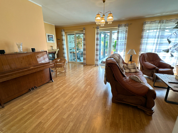 Prodej domu 400 m², Líně