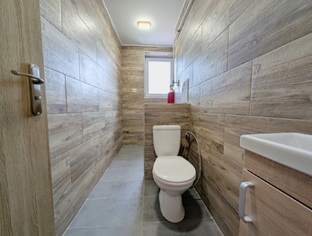 Pronájem bytu 3+kk v osobním vlastnictví 60 m², Vroutek