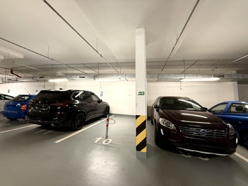 Pronájem garážového stání 12 m², Praha 7 - Holešovice