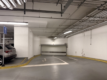 Pronájem garážového stání 12 m², Praha 7 - Holešovice