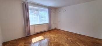 Dětský pokoj  - Prodej domu 178 m², Zlín