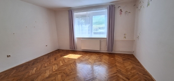 Dětský pokoj  - Prodej domu 178 m², Zlín