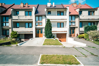 Prodej domu 245 m², Syrovátka