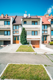 Prodej domu 245 m², Syrovátka