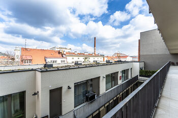 Pronájem bytu 2+kk v osobním vlastnictví 48 m², Praha 5 - Smíchov