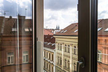 Pronájem bytu 2+kk v osobním vlastnictví 48 m², Praha 5 - Smíchov