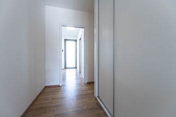 Pronájem bytu 2+kk v osobním vlastnictví 48 m², Praha 5 - Smíchov