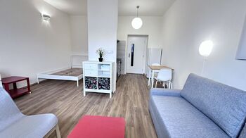Pronájem bytu 1+kk v osobním vlastnictví 38 m², Praha 10 - Strašnice