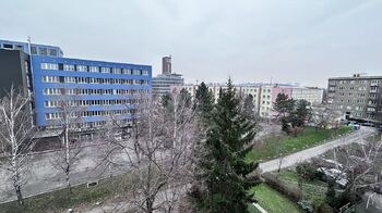 Pronájem bytu 1+kk v osobním vlastnictví 38 m², Praha 10 - Strašnice