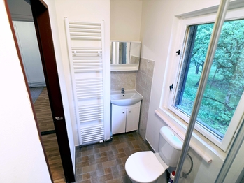 Pronájem chaty / chalupy 50 m², Praha 9 - Újezd nad Lesy