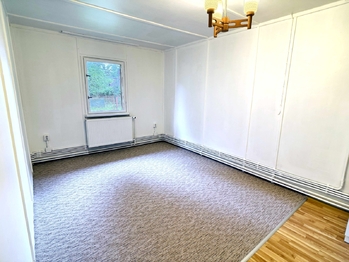 Pronájem chaty / chalupy 50 m², Praha 9 - Újezd nad Lesy