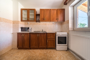 Prodej rodinného domu 109 m² s pozemkem 685 m² v klidné části obce Božice - Prodej domu 109 m², Božice