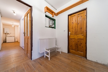 Prodej rodinného domu 109 m² s pozemkem 685 m² v klidné části obce Božice - Prodej domu 109 m², Božice
