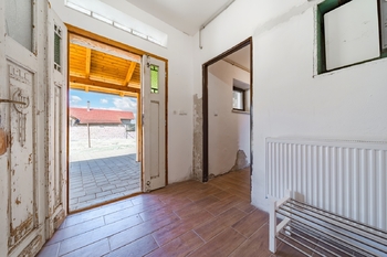 Prodej rodinného domu 109 m² s pozemkem 685 m² v klidné části obce Božice - Prodej domu 109 m², Božice