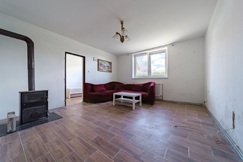 Prodej rodinného domu 109 m² s pozemkem 685 m² v klidné části obce Božice - Prodej domu 109 m², Božice