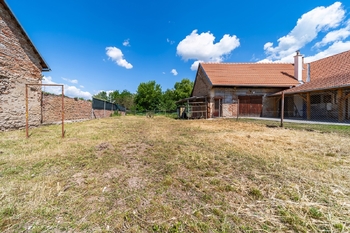 Prodej rodinného domu 109 m² s pozemkem 685 m² v klidné části obce Božice - Prodej domu 109 m², Božice