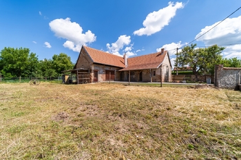 Prodej rodinného domu 109 m² s pozemkem 685 m² v klidné části obce Božice - Prodej domu 109 m², Božice
