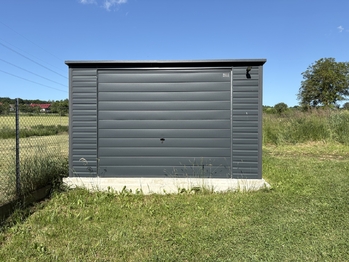 Prodej pozemku 4195 m², Konice