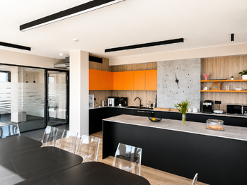 Pronájem kancelářských prostor 240 m², Brno
