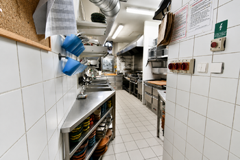 Prodej restaurace 350 m², Hradec Králové