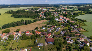 11. Okolí pozemku Lukavice - Prodej pozemku 12804 m², Lukavice