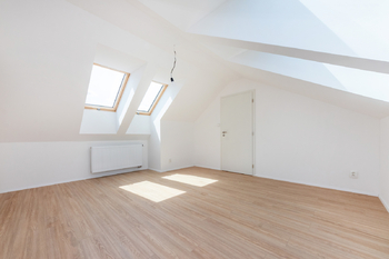 2. Ložnice v 8. NP - Prodej bytu 3+kk v osobním vlastnictví 72 m², Praha 3 - Žižkov