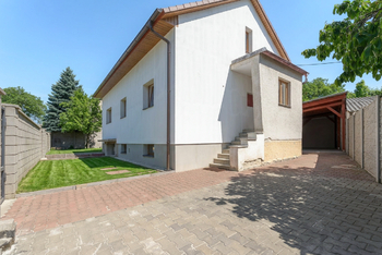 Prodej domu 275 m², Říčany