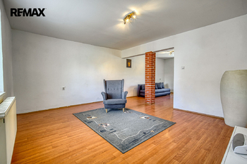 Prodej domu 258 m², Hrob