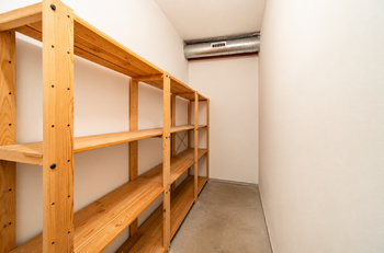Sklepní kóje - Prodej bytu 2+kk v osobním vlastnictví 53 m², Praha 5 - Smíchov