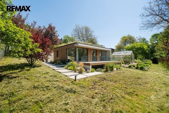 Prodej pozemku 914 m², Petřvald
