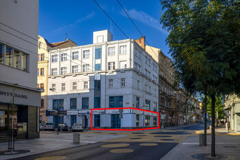 Pronájem kancelářských prostor 210 m², Plzeň