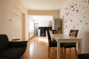 Jídelna - Prodej domu 236 m², Hradec Králové