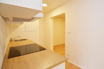 Pronájem bytu 2+kk v družstevním vlastnictví 50 m², Praha 5 - Hlubočepy
