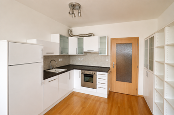 Pronájem bytu 1+kk v osobním vlastnictví 35 m², Praha 5 - Motol