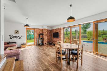 Prodej domu 116 m², Lešany