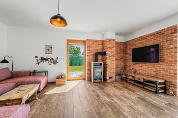 Prodej domu 116 m², Lešany