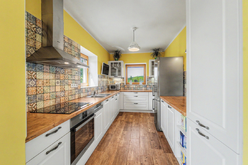 Prodej domu 116 m², Lešany
