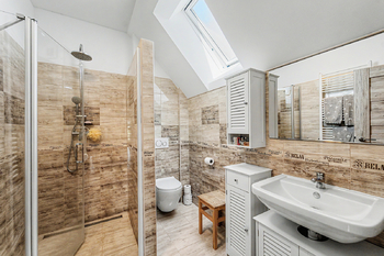 Prodej domu 116 m², Lešany