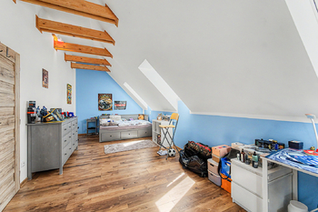 Prodej domu 116 m², Lešany