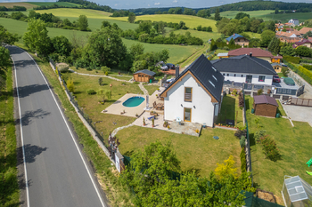 Prodej domu 116 m², Lešany