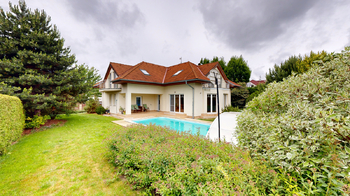 Prodej domu 275 m², Zdiby