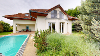 Prodej domu 275 m², Zdiby