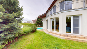 Prodej domu 275 m², Zdiby
