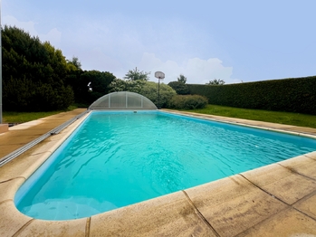 Prodej domu 275 m², Zdiby