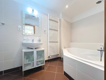 Prodej domu 275 m², Zdiby