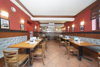 restaurace foto 1 - Prodej kancelářských prostor 104 m², Brno