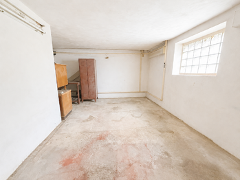Prodej domu 192 m², Lužná