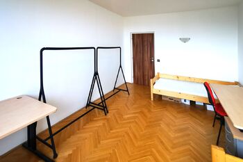 Pokoj B - Pronájem bytu 3+1 v osobním vlastnictví 78 m², Brno